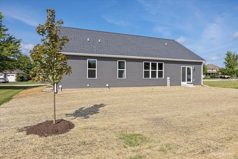 Tiny photo for 512 Quinlan Avenue, DeKalb, IL 60115 (MLS # 12536080)