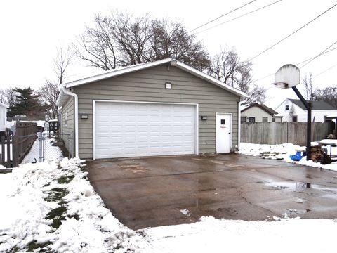 Tiny photo for 809 Douglas Street, Morris, IL 60450 (MLS # 12529257)