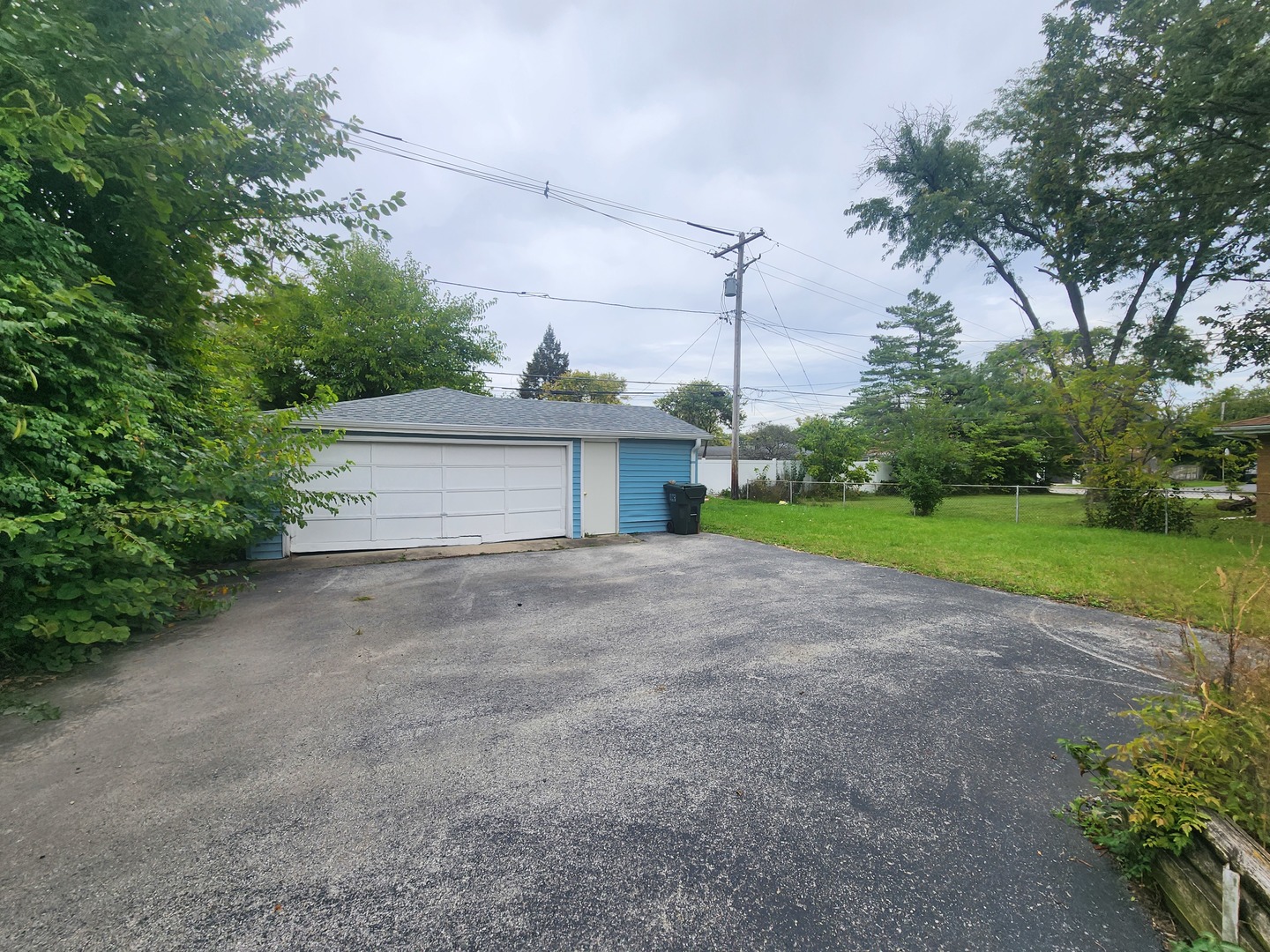 1208 Evergreen Road