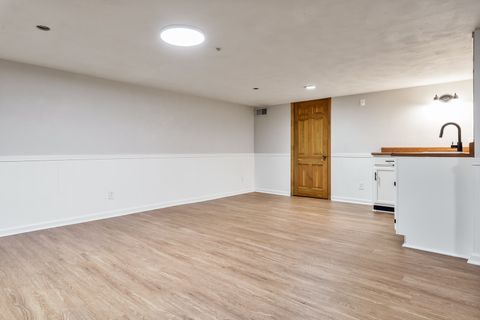 Tiny photo for 5461 Blackthorn Drive, Rockford, IL 61107 (MLS # 12684953)