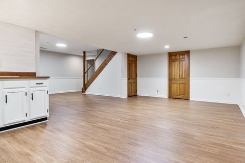 Tiny photo for 5461 Blackthorn Drive, Rockford, IL 61107 (MLS # 12684953)