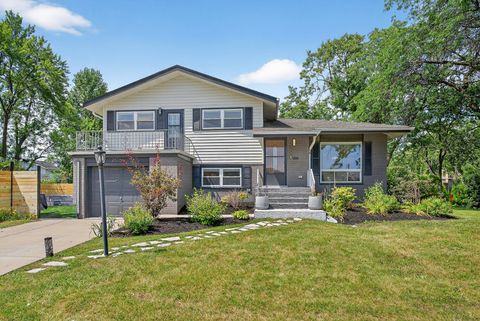 2505 Allison Court Glenview IL 60025