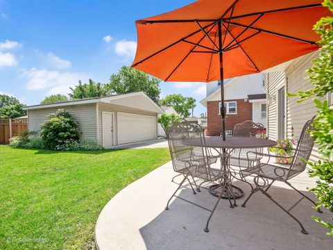 Tiny photo for 1217 Newberry Avenue, La Grange Park, IL 60526 (MLS # 12653162)