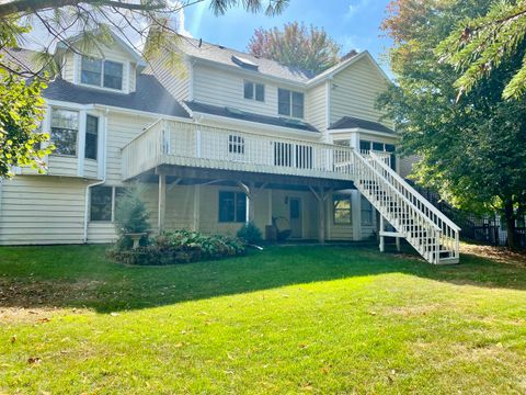 Tiny photo for 621 Young Avenue, Batavia, IL 60510 (MLS # 12489898)