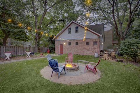 Tiny photo for 1003 Wesley Avenue, Evanston, IL 60202 (MLS # 12597942)