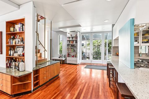 Tiny photo for 1003 Wesley Avenue, Evanston, IL 60202 (MLS # 12597942)