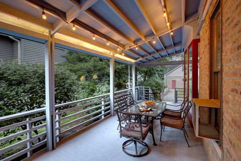 Tiny photo for 1003 Wesley Avenue, Evanston, IL 60202 (MLS # 12597942)