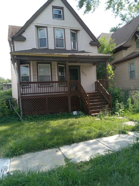 Photo of 5423 W Iowa Street W, Chicago, IL 60651 (MLS # 12724725)