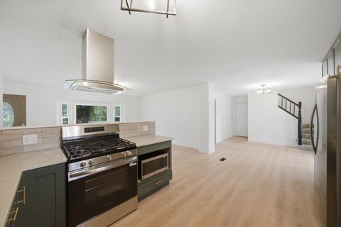 Tiny photo for 601 Sheridan Drive, Wauconda, IL 60084 (MLS # 12708054)