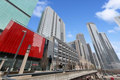 Photo of 240 E Illinois Street #402, Chicago, IL 60611 (MLS # 12560176)