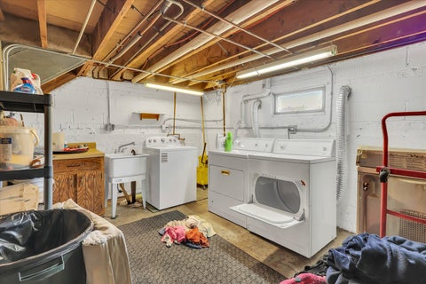 Tiny photo for 15516 Laramie Avenue, Oak Forest, IL 60452 (MLS # 12790860)