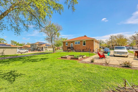Tiny photo for 15516 Laramie Avenue, Oak Forest, IL 60452 (MLS # 12790860)