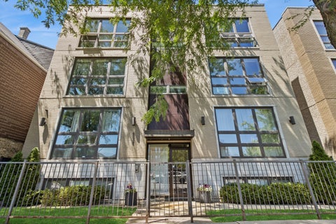 Photo of 4038 N Western Avenue #2S, Chicago, IL 60618 (MLS # 12569129)
