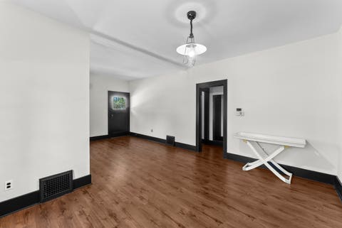 Tiny photo for 1201 E Central Park Avenue, Davenport, IA 50803 (MLS # 12732518)