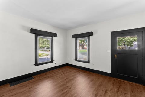 Tiny photo for 1201 E Central Park Avenue, Davenport, IA 50803 (MLS # 12732518)