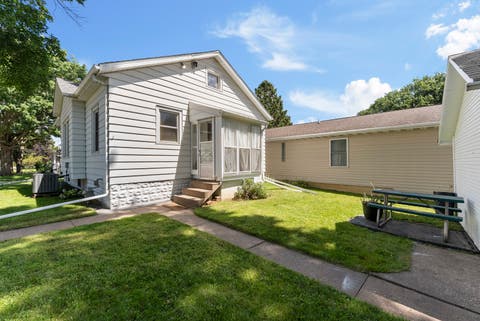Tiny photo for 1201 E Central Park Avenue, Davenport, IA 50803 (MLS # 12732518)