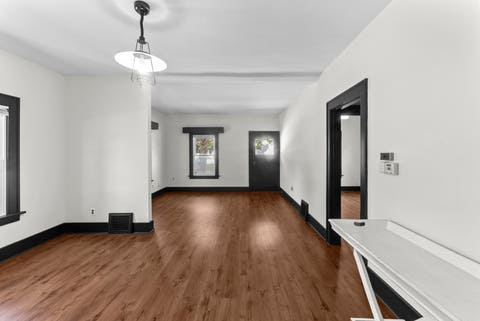 Tiny photo for 1201 E Central Park Avenue, Davenport, IA 50803 (MLS # 12732518)