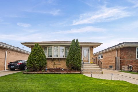 Photo of 7807 S Kenneth Avenue, Chicago, IL 60652 (MLS # 12602344)