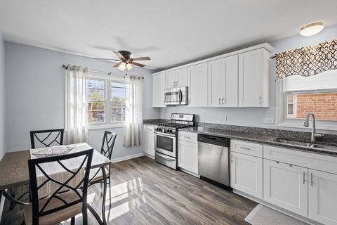 Tiny photo for 7807 S Kenneth Avenue, Chicago, IL 60652 (MLS # 12602344)