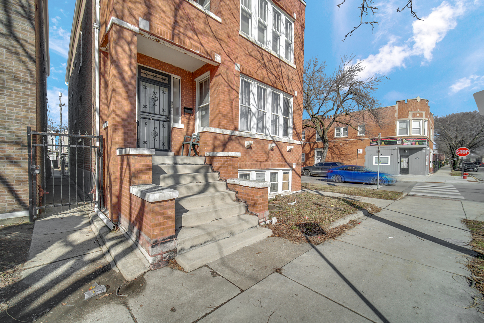 4500 S California Avenue