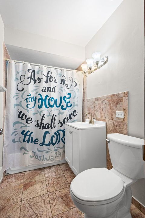 Tiny photo for 9458 Kelvin Lane #103, Schiller Park, IL 60176 (MLS # 12647524)
