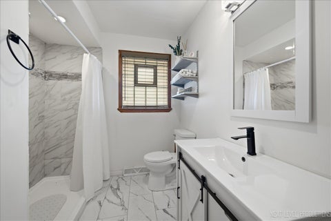 Tiny photo for 624 Shorewood Drive, Shorewood, IL 60404 (MLS # 12748894)