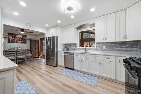 Tiny photo for 624 Shorewood Drive, Shorewood, IL 60404 (MLS # 12748894)