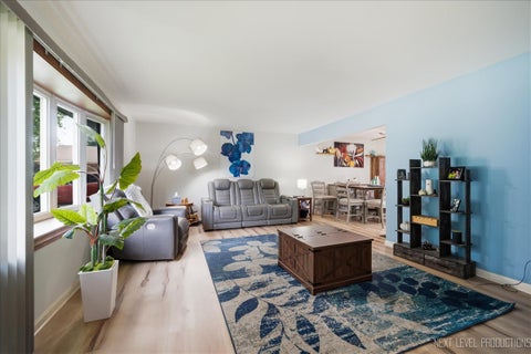 Tiny photo for 624 Shorewood Drive, Shorewood, IL 60404 (MLS # 12748894)