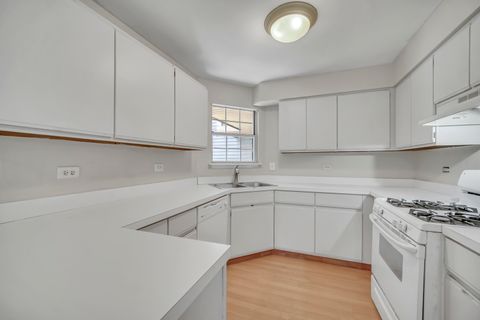Tiny photo for 1308 COLDSPRING Road, Carol Stream, IL 60188 (MLS # 12669481)