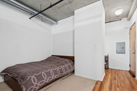 Tiny photo for 700 W Van Buren Street #1105, Chicago, IL 60607 (MLS # 12601729)
