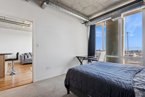 Tiny photo for 700 W Van Buren Street #1105, Chicago, IL 60607 (MLS # 12601729)