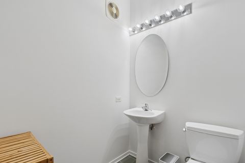 Tiny photo for 700 W Van Buren Street #1105, Chicago, IL 60607 (MLS # 12601729)