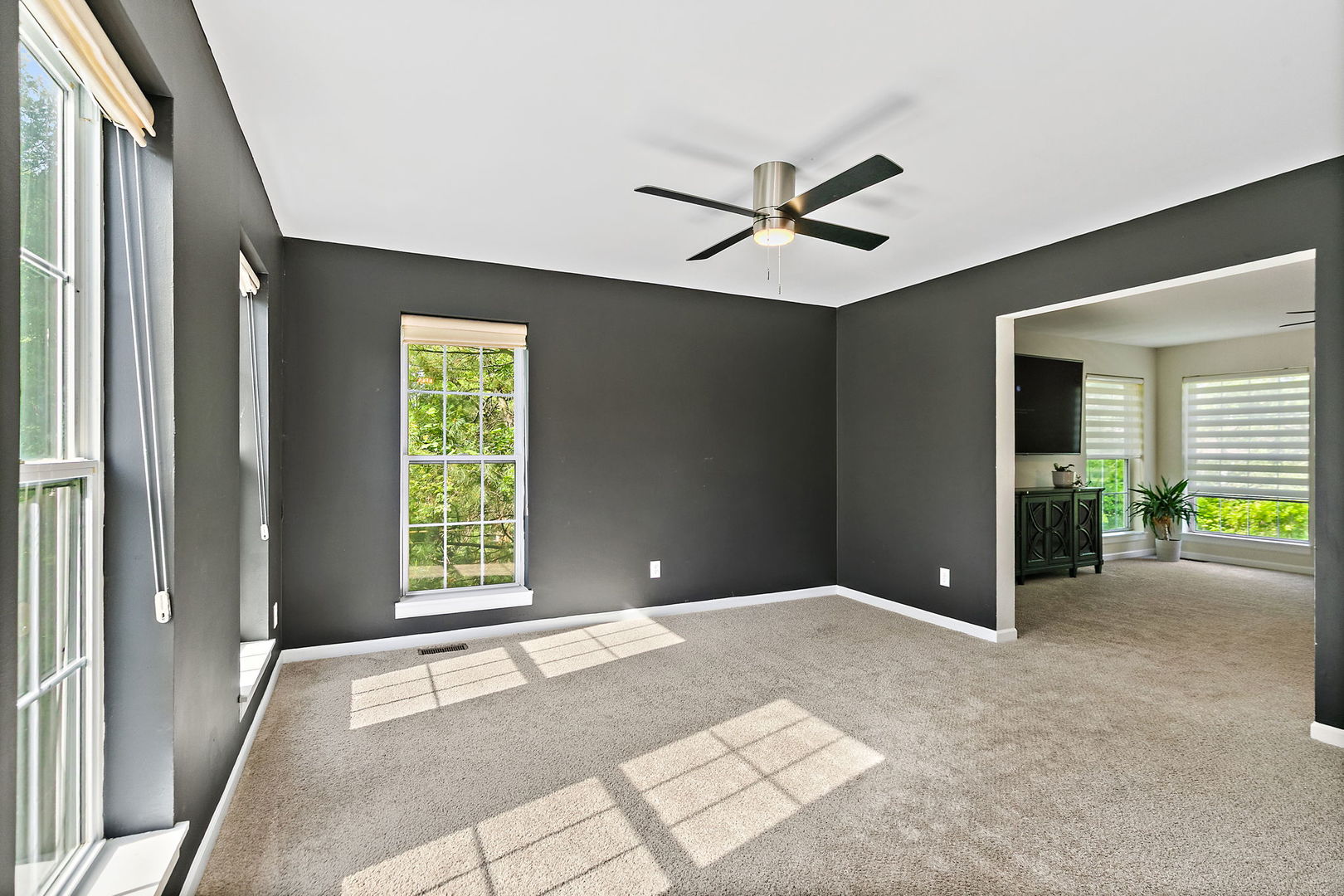 213 SW Griffin Place