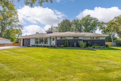 Photo of 4140 Seeley Avenue, Downers Grove, IL 60515 (MLS # 12461941)