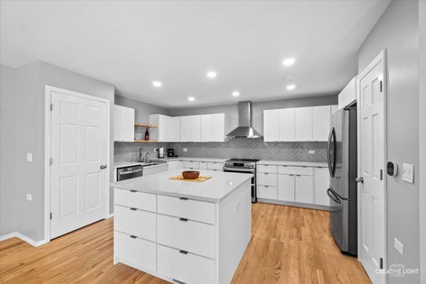 Tiny photo for 1004 Dartmouth Drive, Wheaton, IL 60189 (MLS # 12791139)