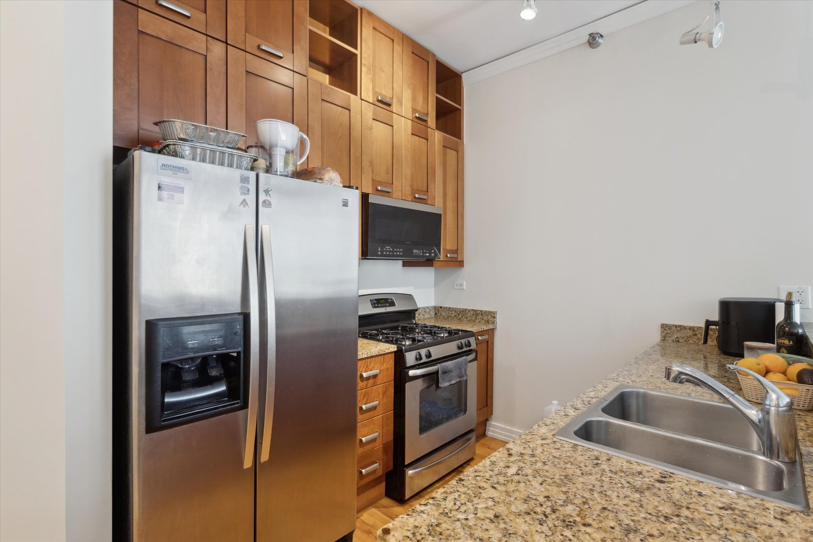 170 W POLK Street 1007