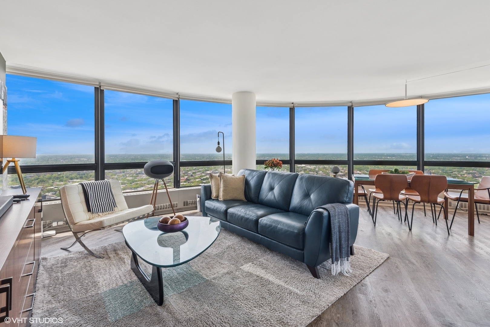 5415 N Sheridan Road 5011