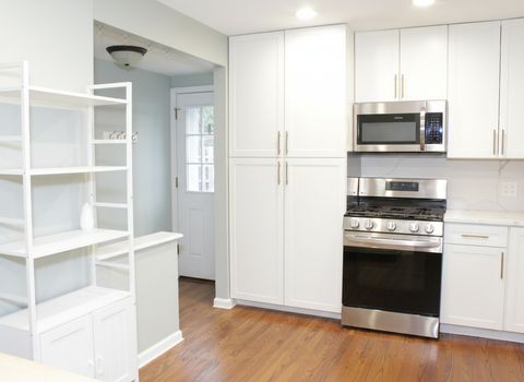 Tiny photo for 305 Maple Street, Glen Ellyn, IL 60137 (MLS # 12472337)