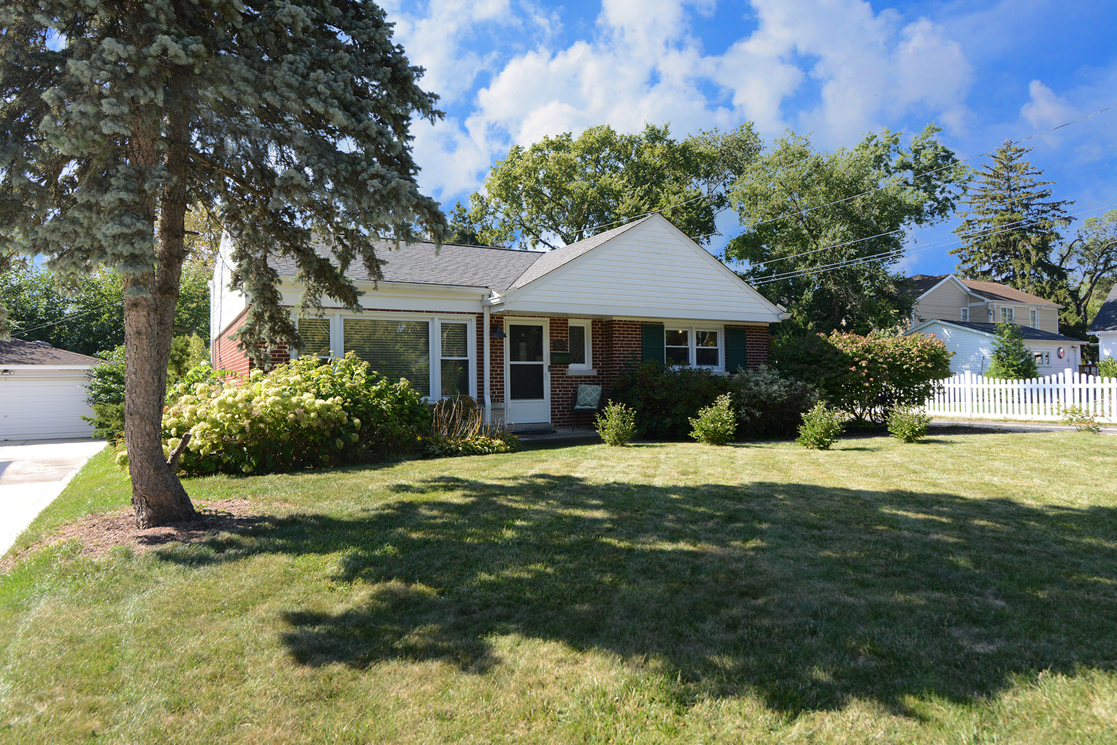 305 Maple Street