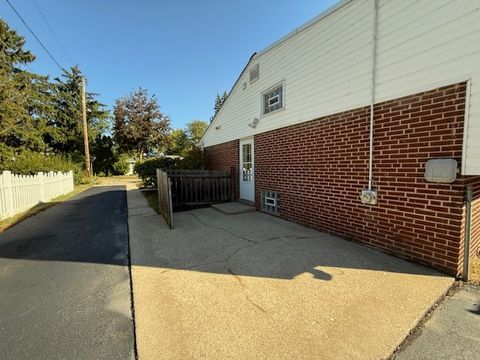 Tiny photo for 305 Maple Street, Glen Ellyn, IL 60137 (MLS # 12472337)