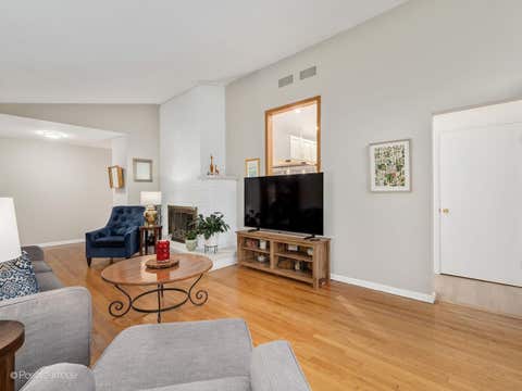 Tiny photo for 901 S Myrtle Avenue, Villa Park, IL 60181 (MLS # 12723116)