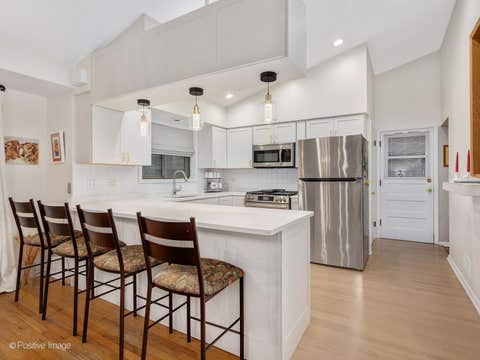 Tiny photo for 901 S Myrtle Avenue, Villa Park, IL 60181 (MLS # 12723116)
