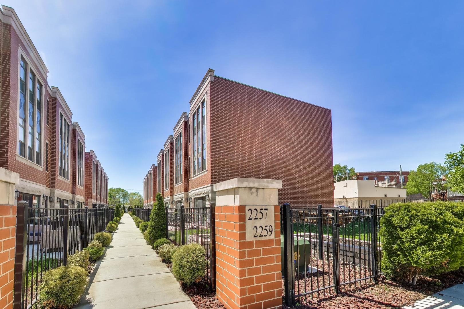 2259 W Coulter Street 4