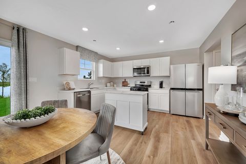 Tiny photo for 1331 Acadia Circle, Pingree Grove, IL 60140 (MLS # 12498932)