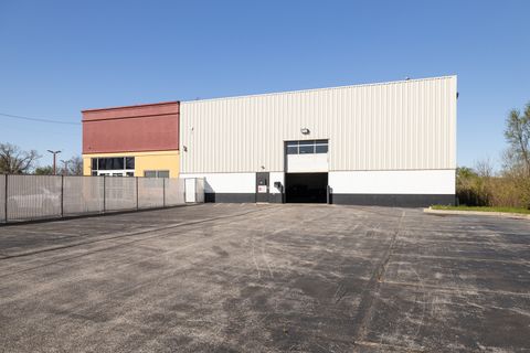 Tiny photo for 1530 E New York Street, Aurora, IL 60505 (MLS # 12314036)