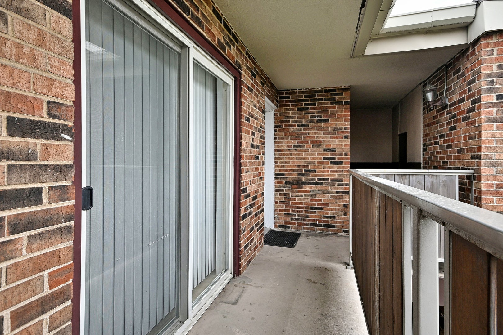 600 S York Street 3E