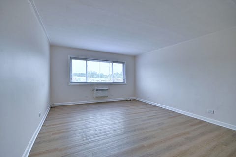 Tiny photo for 600 S York Street #3E, Elmhurst, IL 60126 (MLS # 12734651)