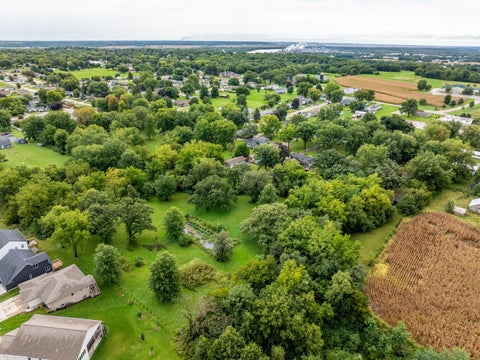 Tiny photo for 3120 Allen Street, Muscatine, IA 52761 (MLS # 12764962)