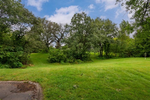 Tiny photo for 3120 Allen Street, Muscatine, IA 52761 (MLS # 12764962)