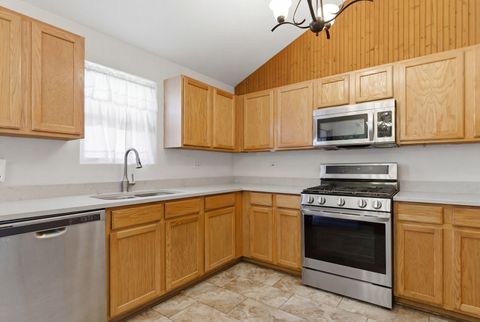 Tiny photo for 5411 Meadowbrook Street, Plainfield, IL 60586 (MLS # 12604267)